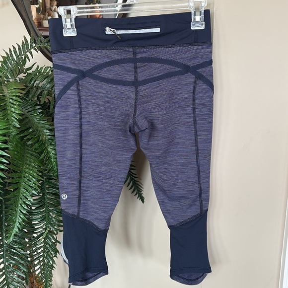 Lululemon RUN: PACE CROP Wee Are From Space Deep Indigo Inkwell Workout Leggings - Picture 4 of 16